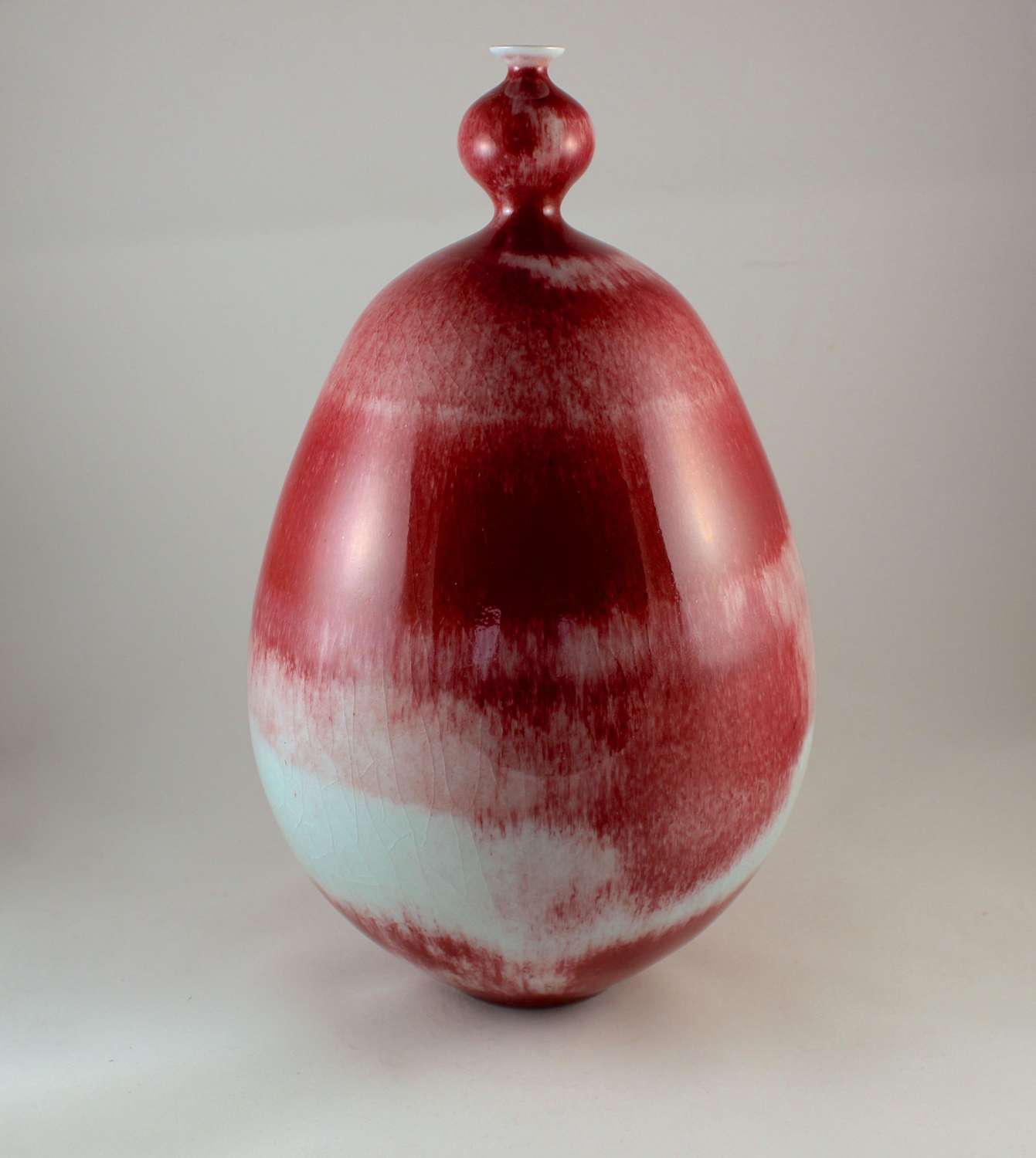 Hideaki Miyamura, Red Vase